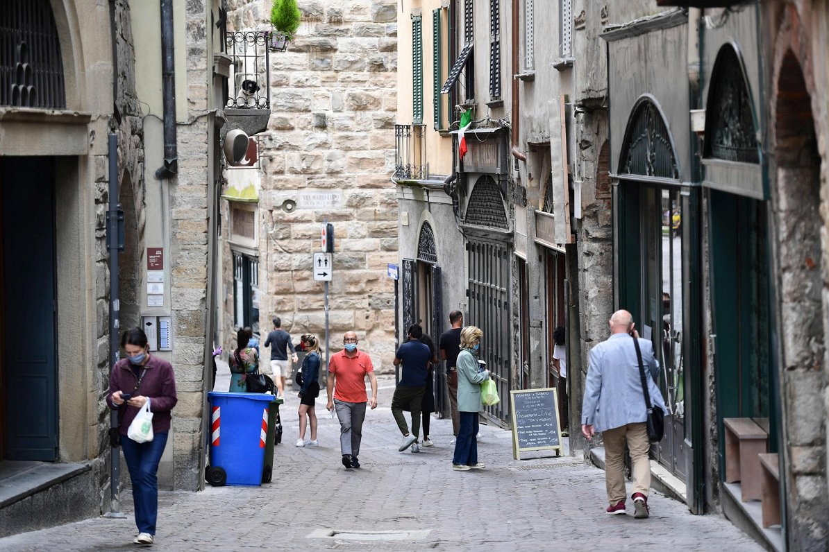 Covid-19 epidēmijas laiks Bergamo, Itālijā. 2020. gada 10. jūnijs.
