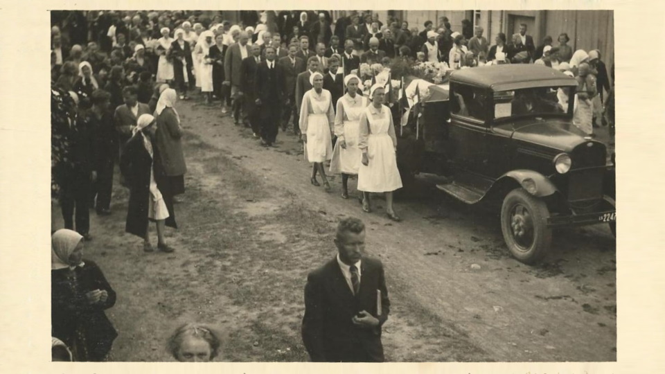 Похороны Теодора Волфрама и Сергея Херценберга 5 июля 1941 года.