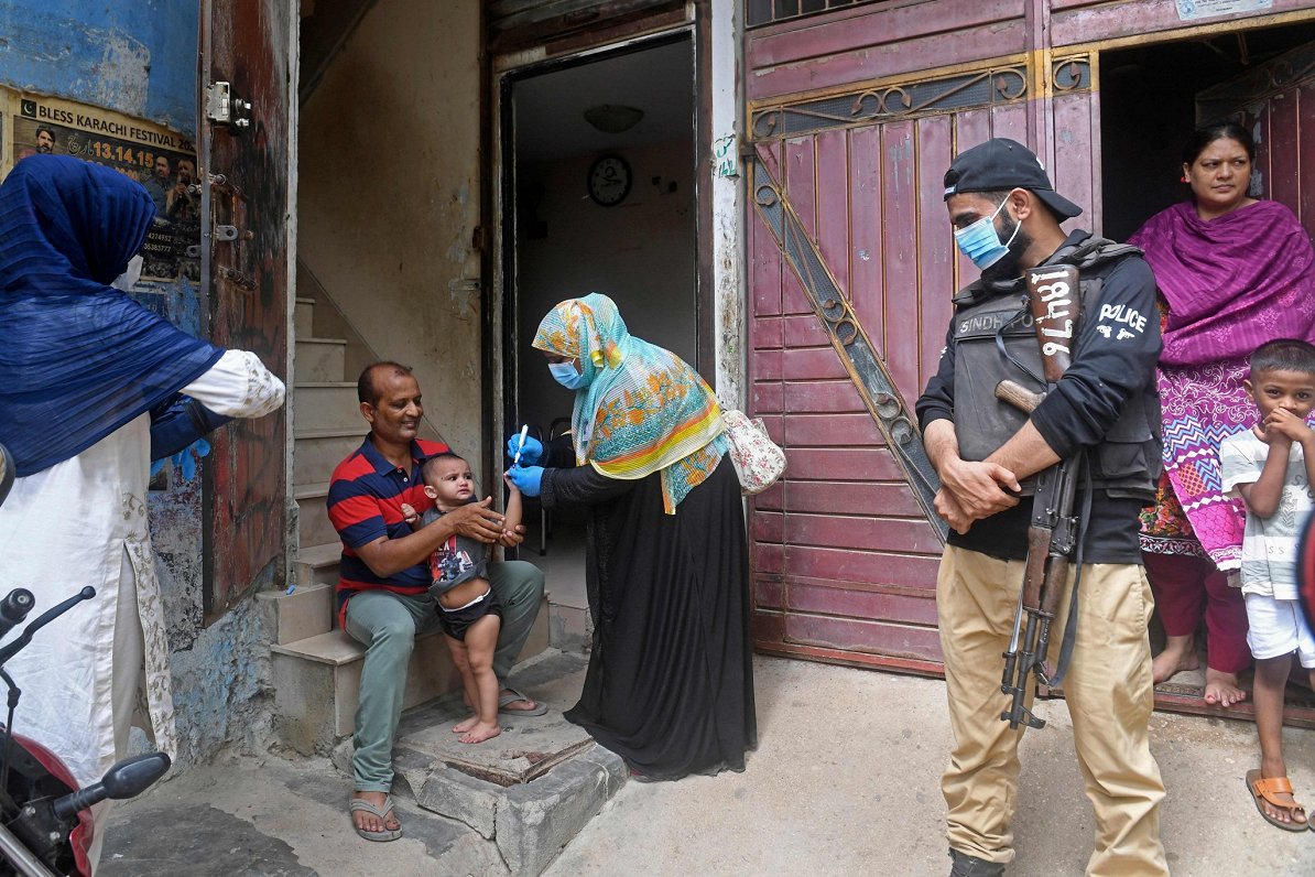 Poliomielīta vakcinācija Pakistānā. 2020. gada 20. jūlijs.