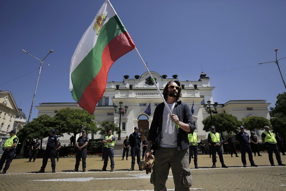 Protestētājs Bulgārijā. 2020. gada 21. jūlijs.