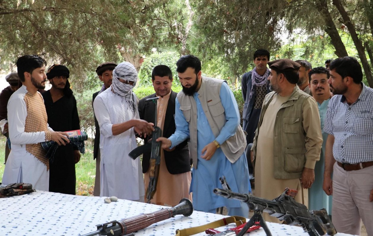 Ceremoniālā &quot;Taliban&quot;&quot; ieroču nolikšanas ceremonija. 2020. gada jūlijs.