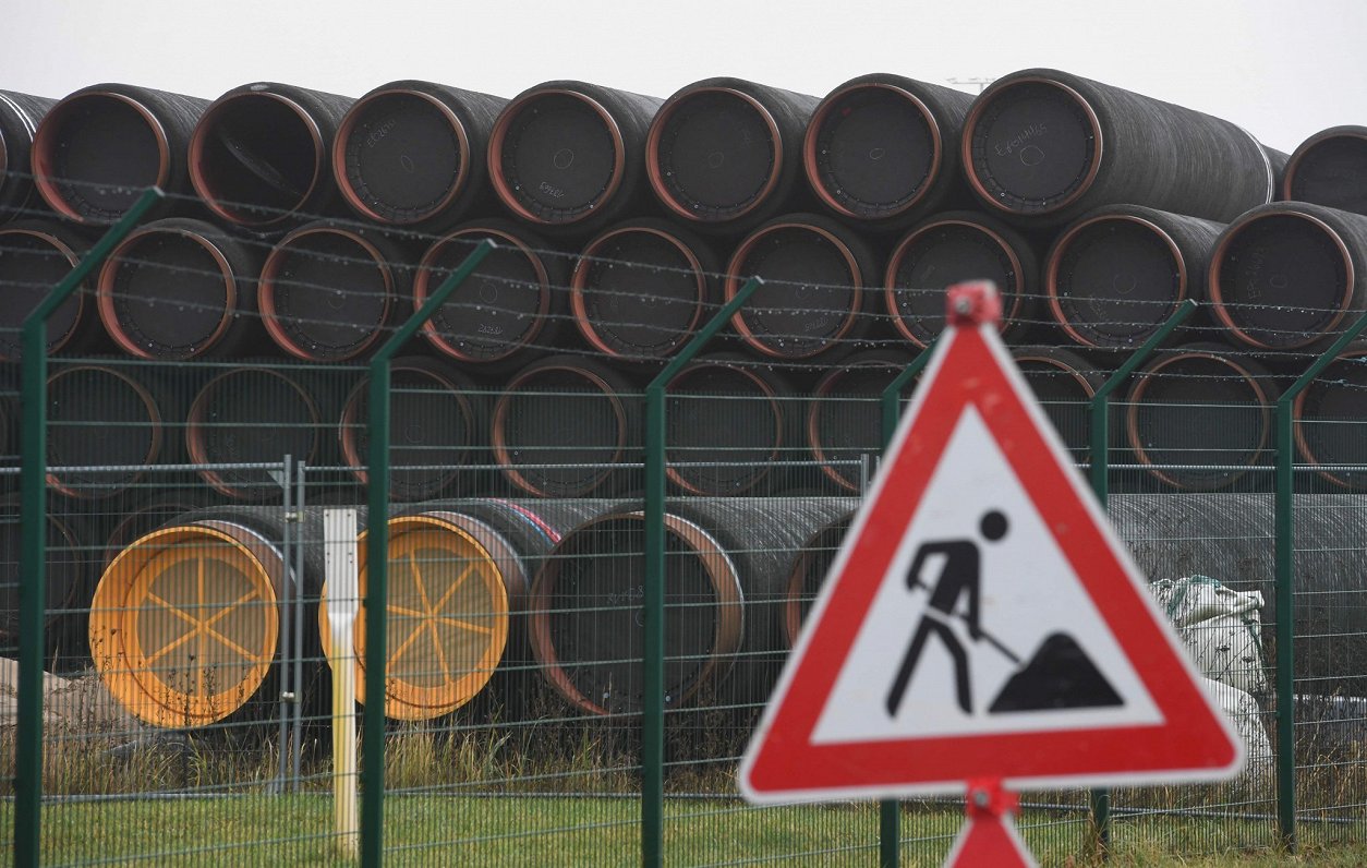 &quot;Nord Stream 2&quot; gāzes vada caurules gatavas montāžai. Attēls ilustratīvs.