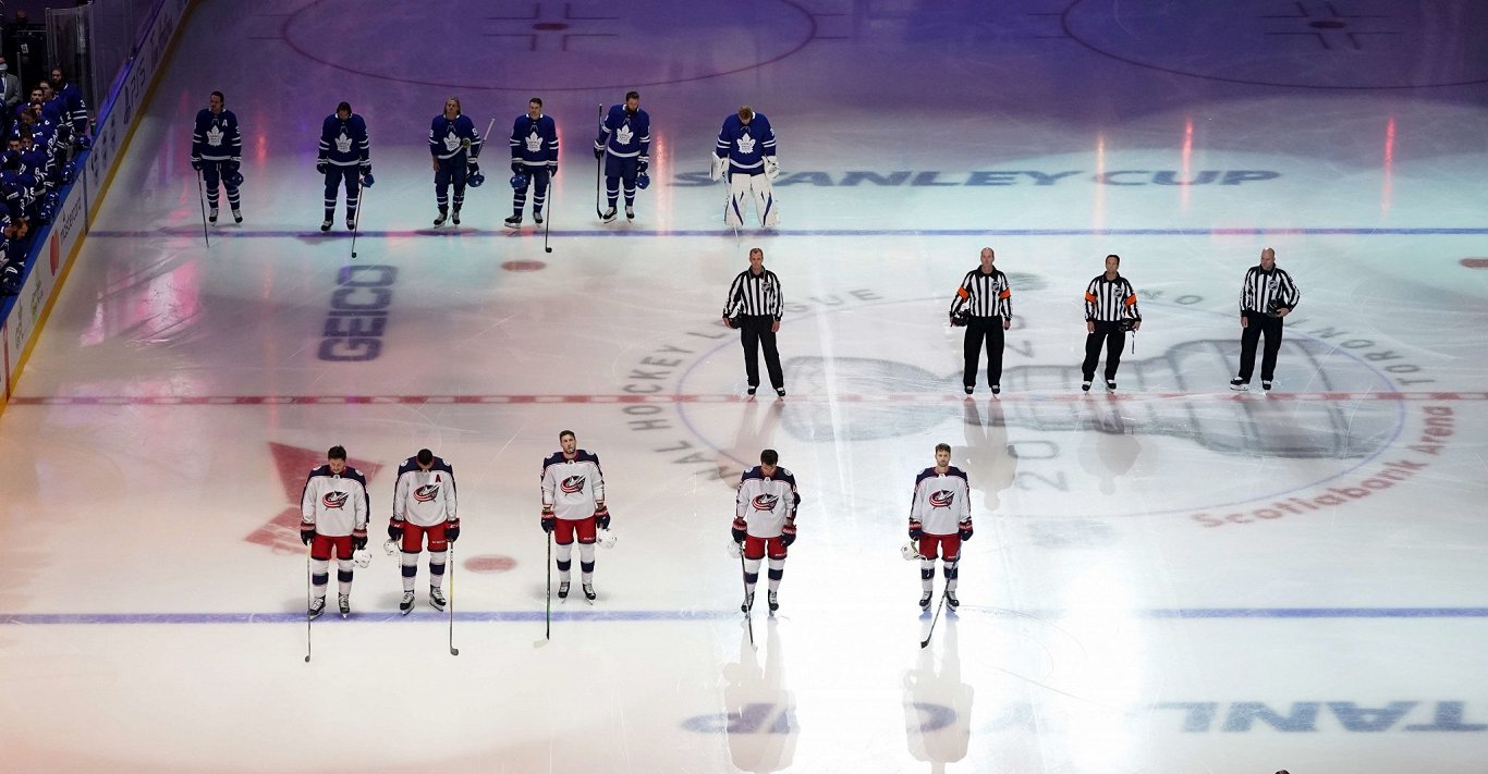 Kolumbusas &quot;Blue Jackets&quot; un Toronto &quot;Maple Leafs&quot; pirms spēles sākuma