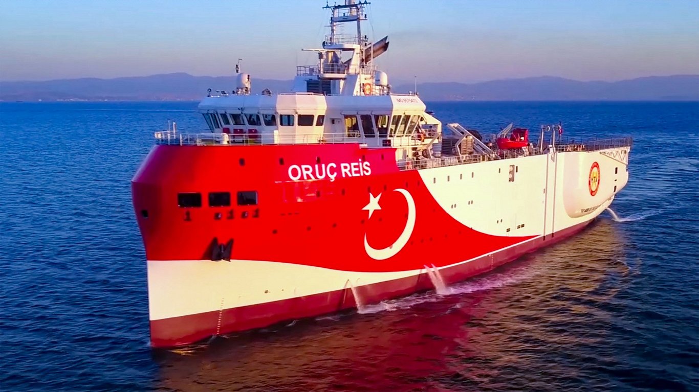 Turcijas izpētes kuģis &quot;Oruc Reis&quot; pie Grieķijas krastiem. 2020. gada 10. augusts