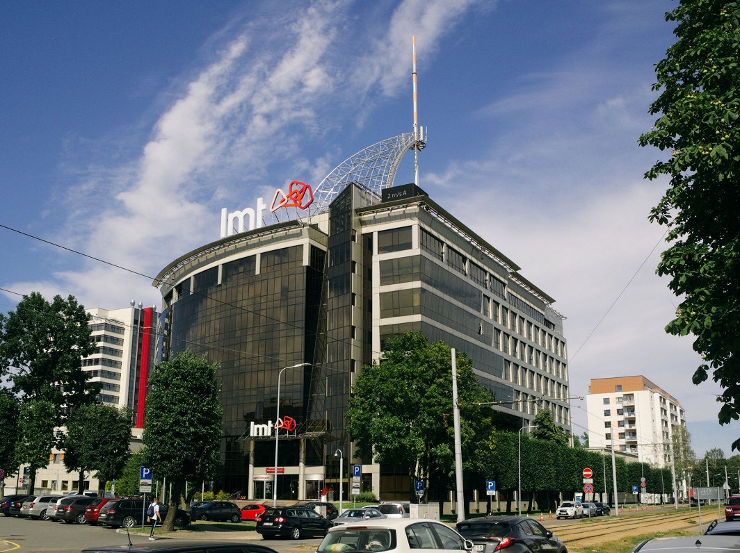 LMT administratīvā ēka, Alvis Zlaugotnis, Ieva Bērziņa, 2001, Rīga, Ropažu iela 6.