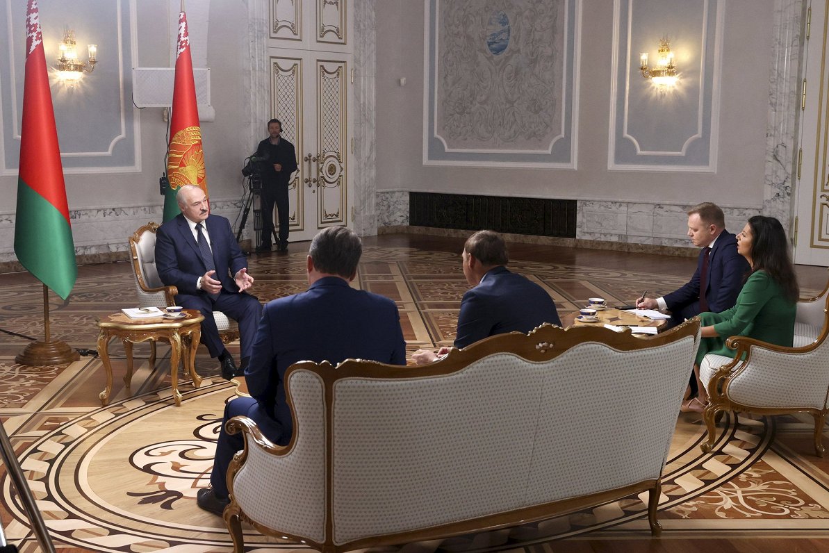 Aleksandrs Lukašenko sniedz interviju krievu medijiem. 2020. gada 8. septembris.