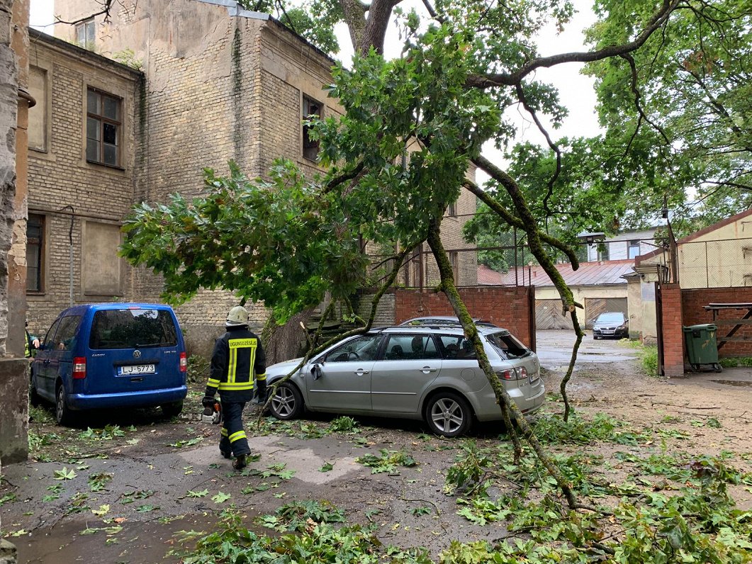Vētras postījumi Rīgā. 2020. gada 17. septembris.
