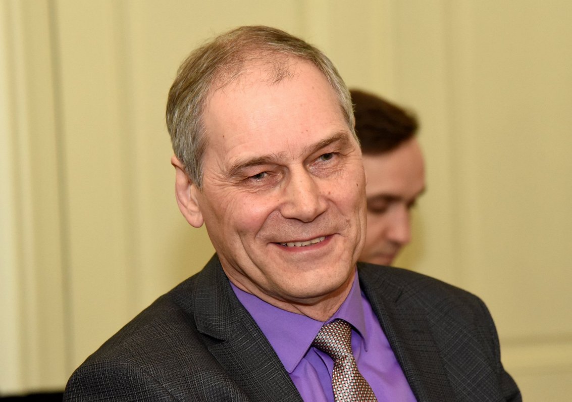 Attēlā Rīgas vēlēšanu komisijas vadītājs Juris Kokins, 2019. gada aprīli