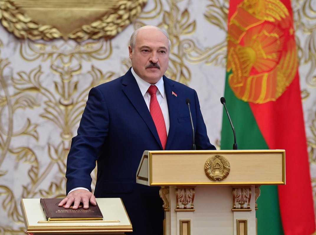 Attēlā Aleksandrs Lukašenko inaugurācijas ceremonijā 2020. gada 23. septembrī