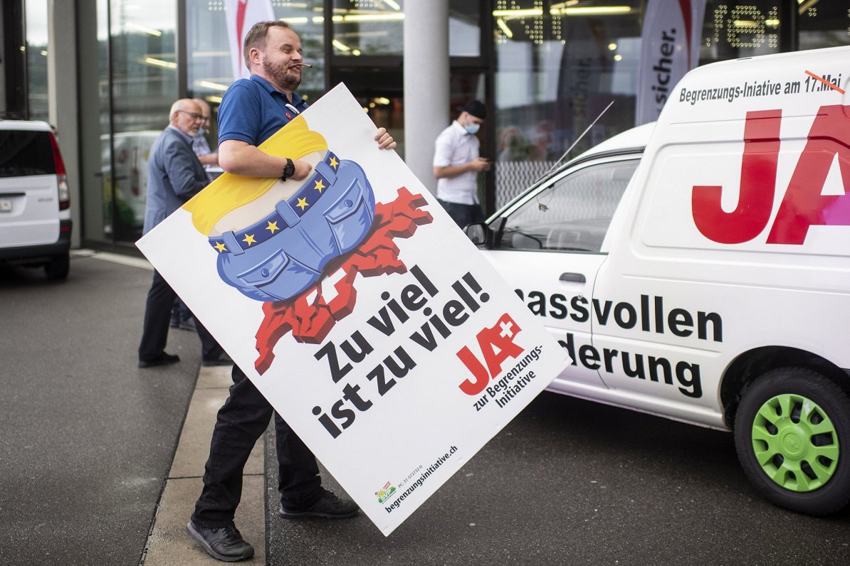 Šveices Tautas partijas referenduma aģitācijas plakāts, 27.09.2020