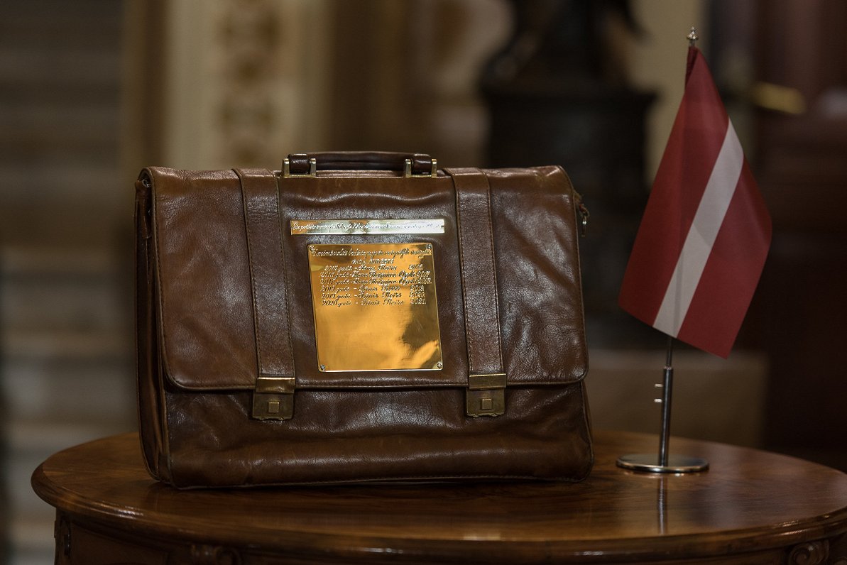Latvian budget 2021 delivered to Saeima