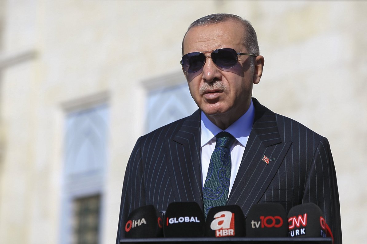 Attēlā Turcijas prezidents Redžeps Tajips Erdogans