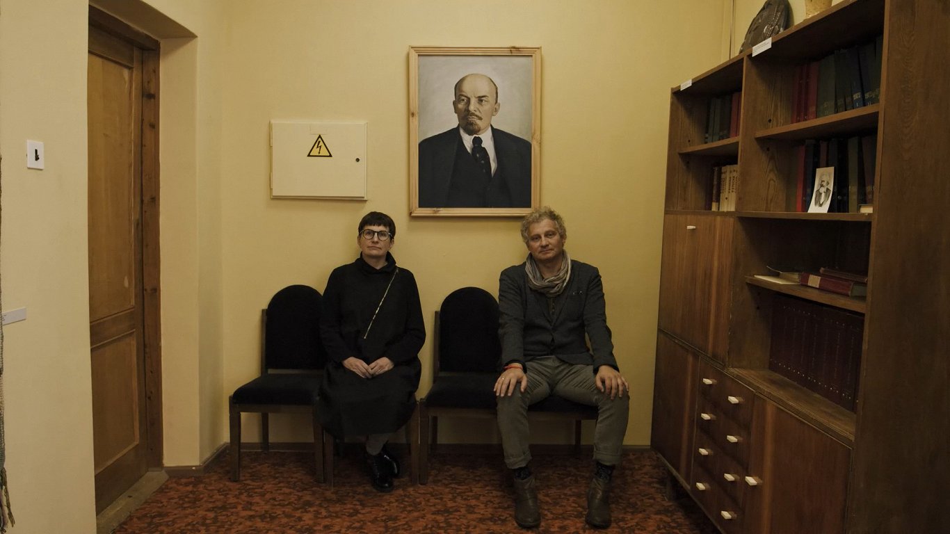 Rita Ruduša un Ivo Briedis filmā &quot;Homo Sovieticus&quot;