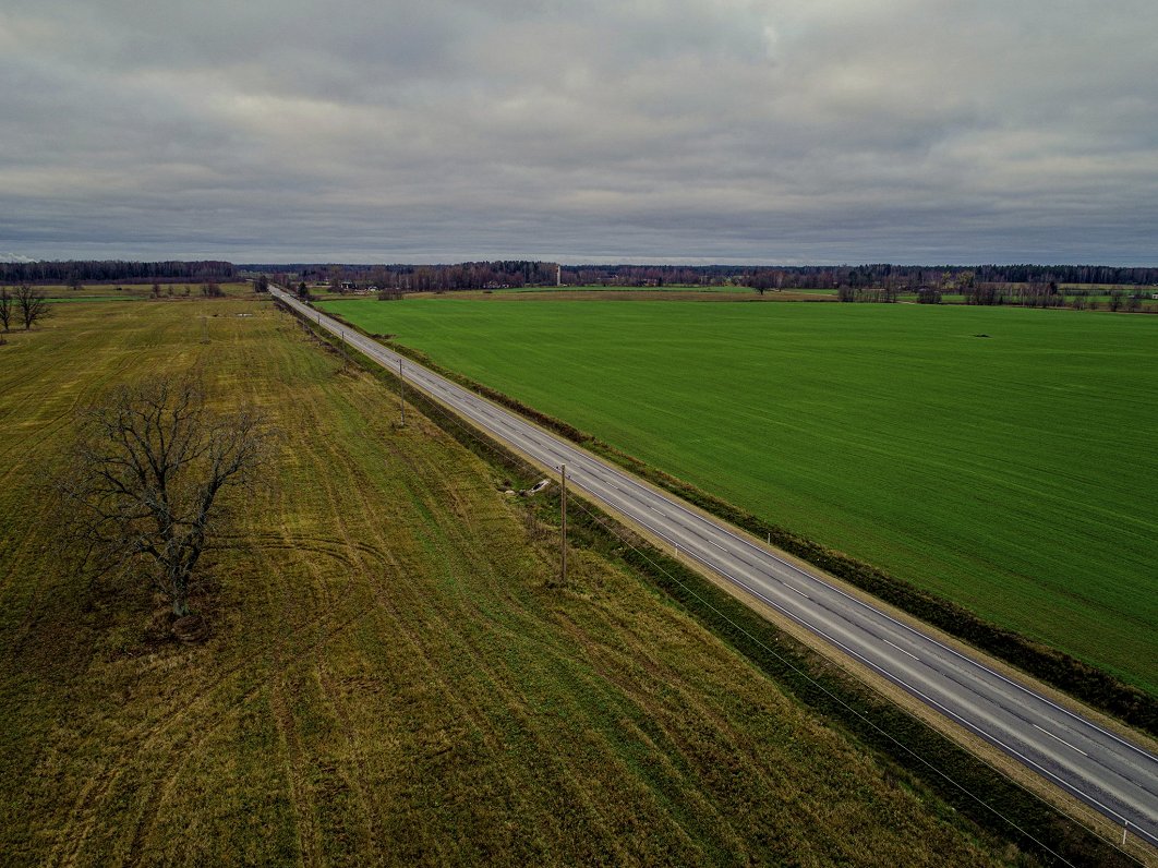 Atjaunotais autoceļa Gulbene–Balvi–Viļaka–Krievijas robeža (Vientuļi) (P35) posms. 2020. gada novemb...