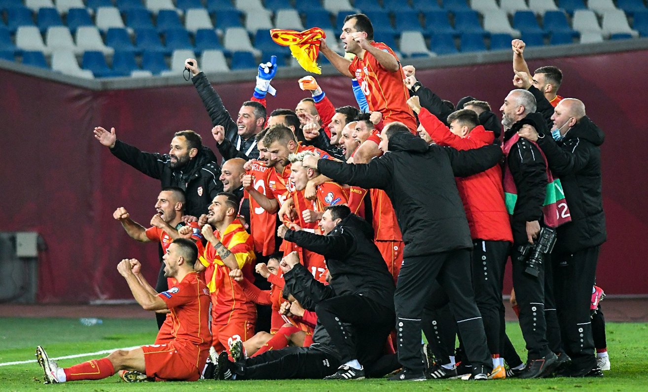 Ziemeļmaķedonijas izlase svin iekļūšanu Eiropas čempionāta finālturnīrā