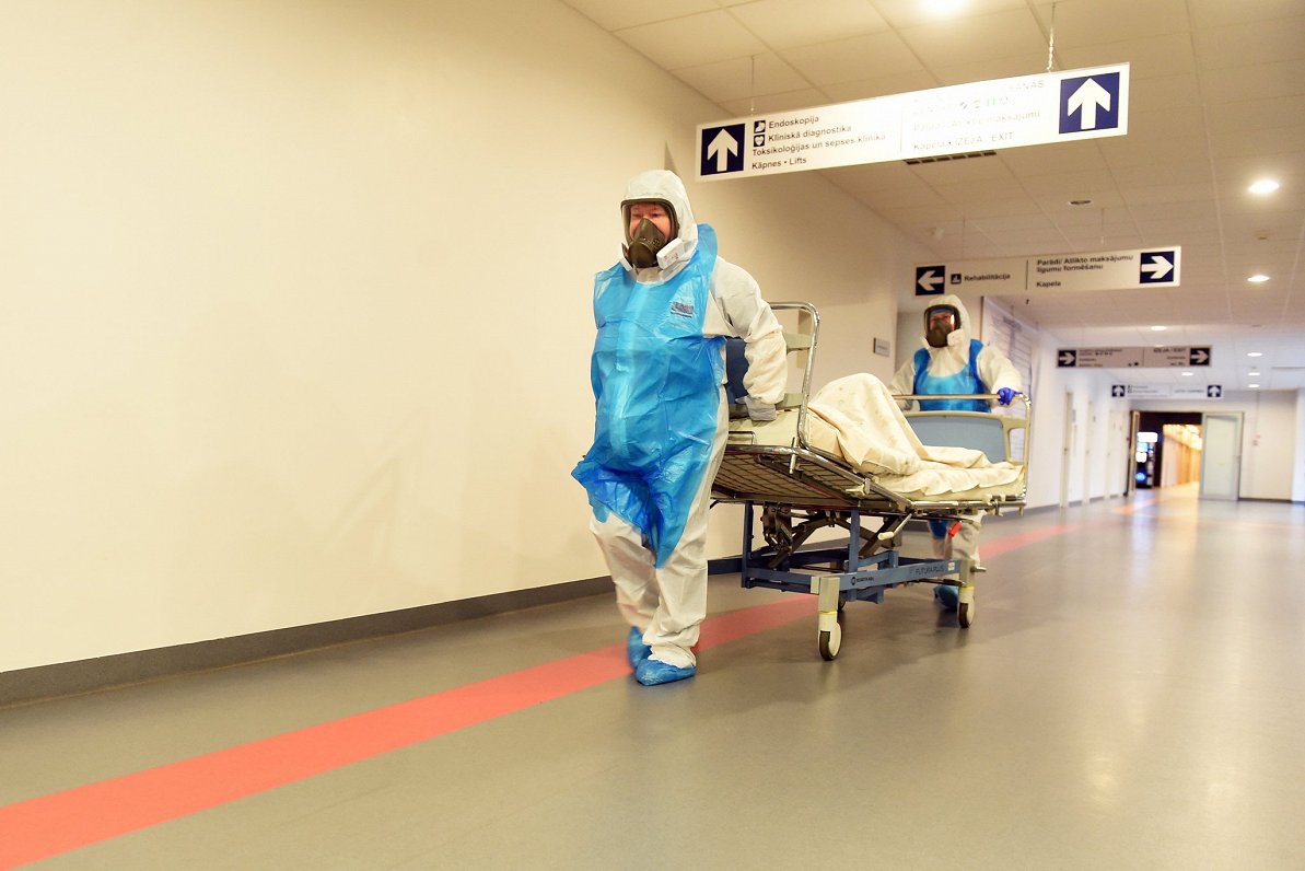 Covid-19 pacientu ieved slimnīcā.