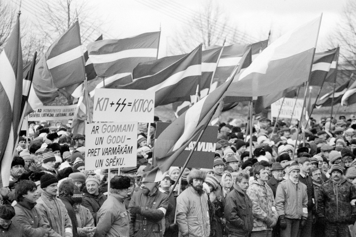 13 января 1991 года. Народная манифестация на Набережной