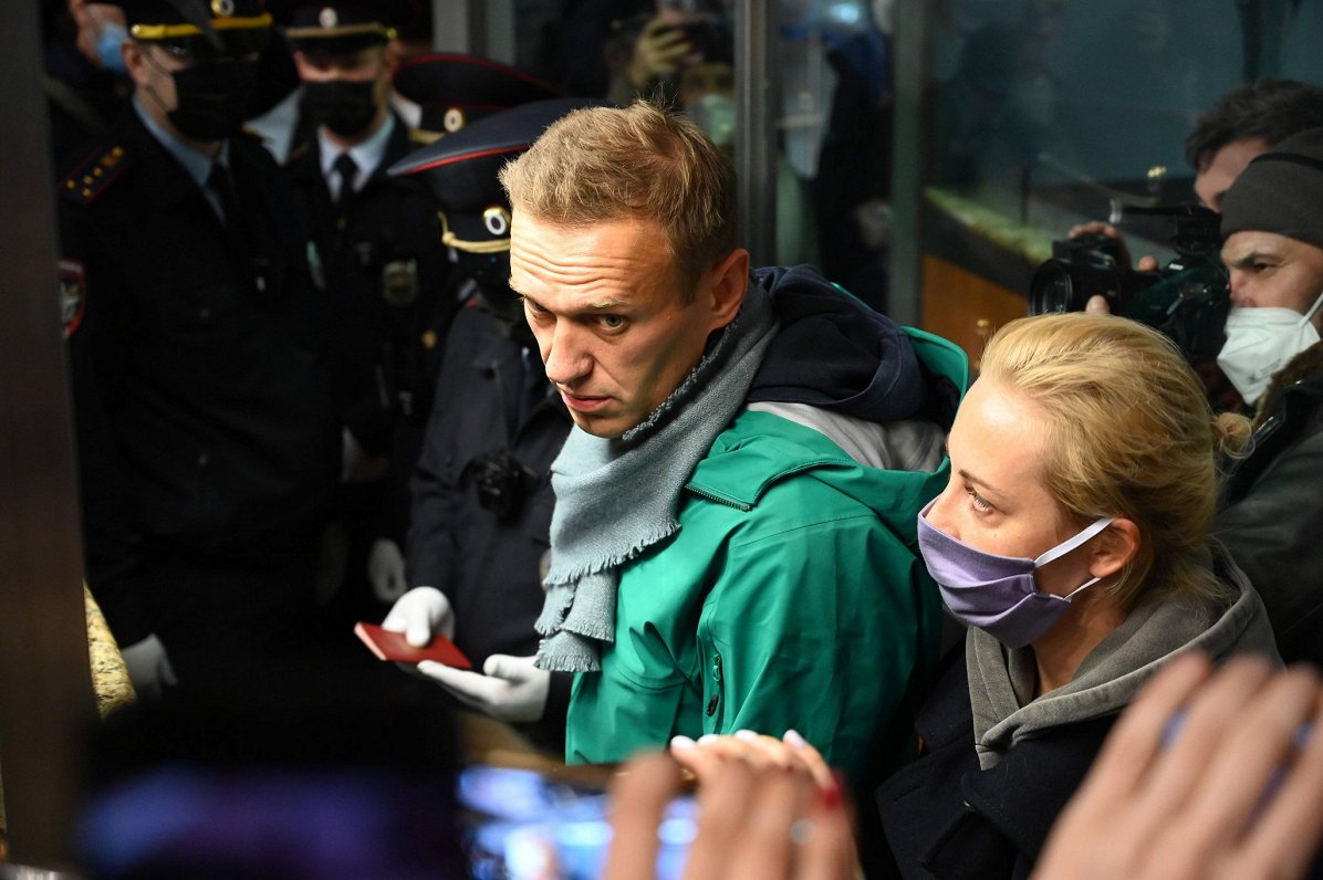 Заждержание А. Навального в аэропорту, 17 января 2021 года