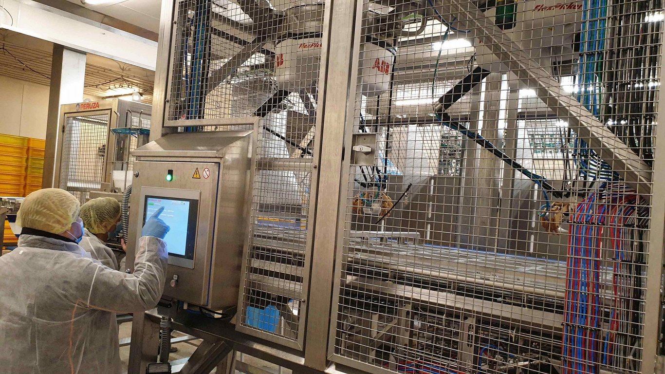 Robotizētā ražošanas iekārta putnu fabrikā &quot;Ķekava&quot;