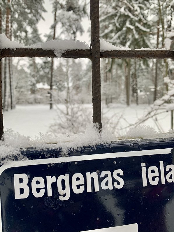 Ceļot var vienmēr! Pārgājiens uz Mežaparku jeb Zviedriju un Norvēģiju ar ziemīgām izklaidēm. Sniegs...