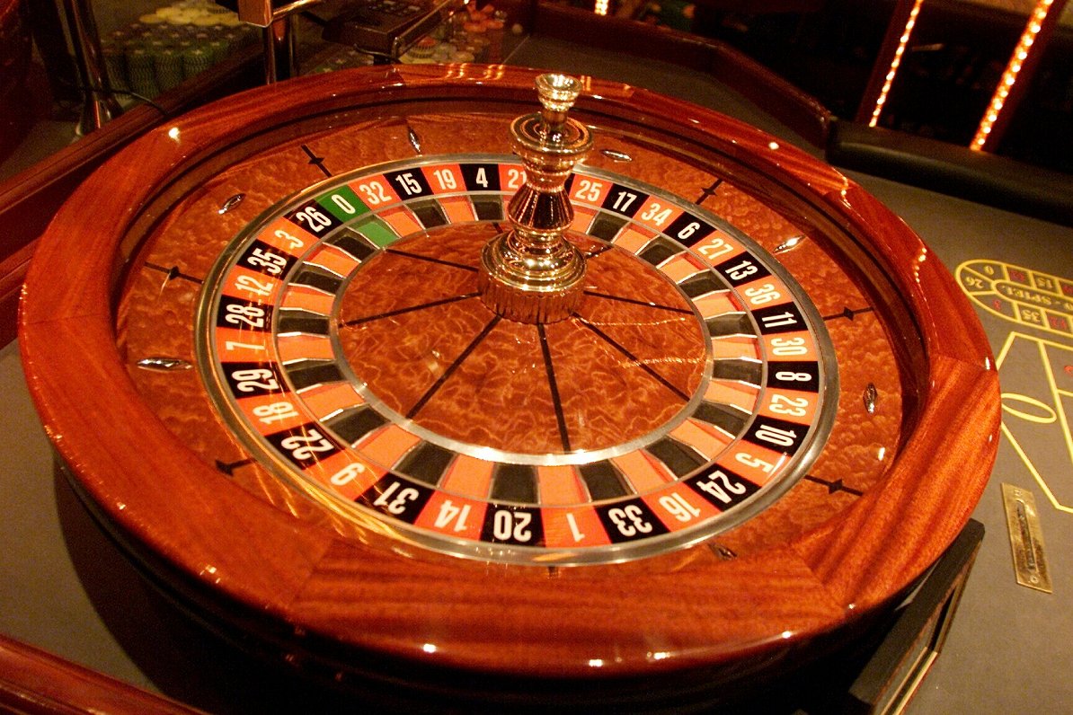 Ruletes azartspēļu galds kazino