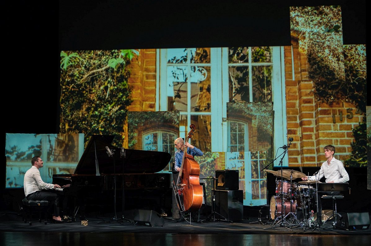 Kristapa Vanadziņa trio koncerts Liepājas koncertzālē &quot;Lielais dzintars&quot;