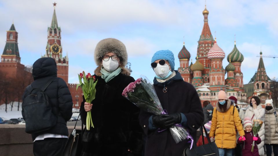 Участники акции памяти Б.Немцова в Москве, 27 февраля 2021 года