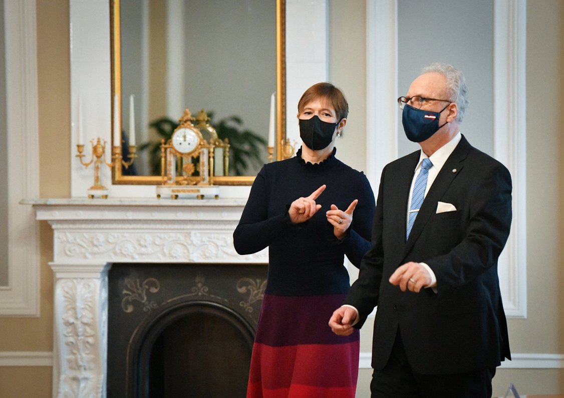 Президент Эстонии Керсти Кальюлайд и президент Латвии Эгил Левитс.