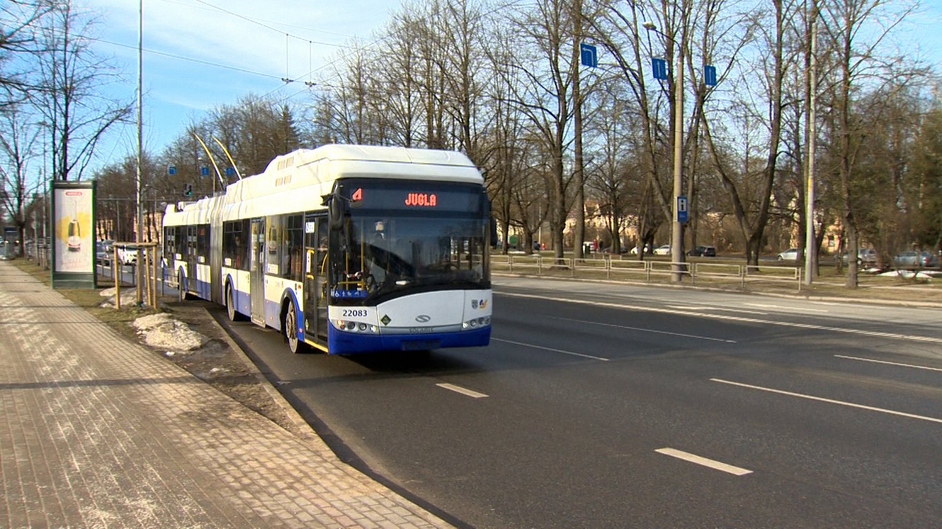 “Rīgas satiksmes” 4. maršruta trolejbuss