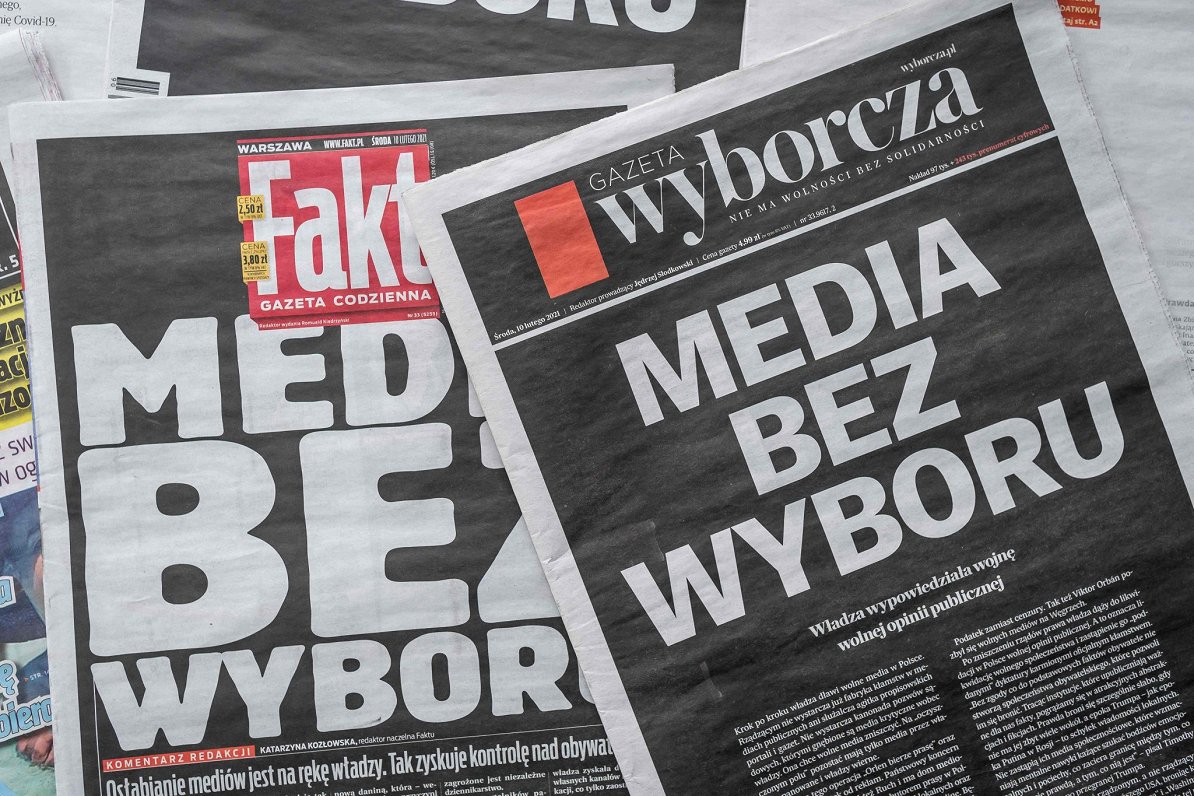 Polijas laikraksti protestē pret valdības īstenoto mediju politiku
