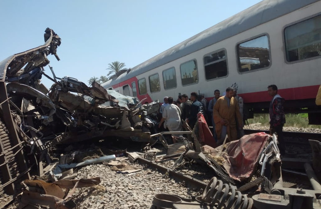 Ēģiptē piektdien notikusi dzelzceļa katastrofa