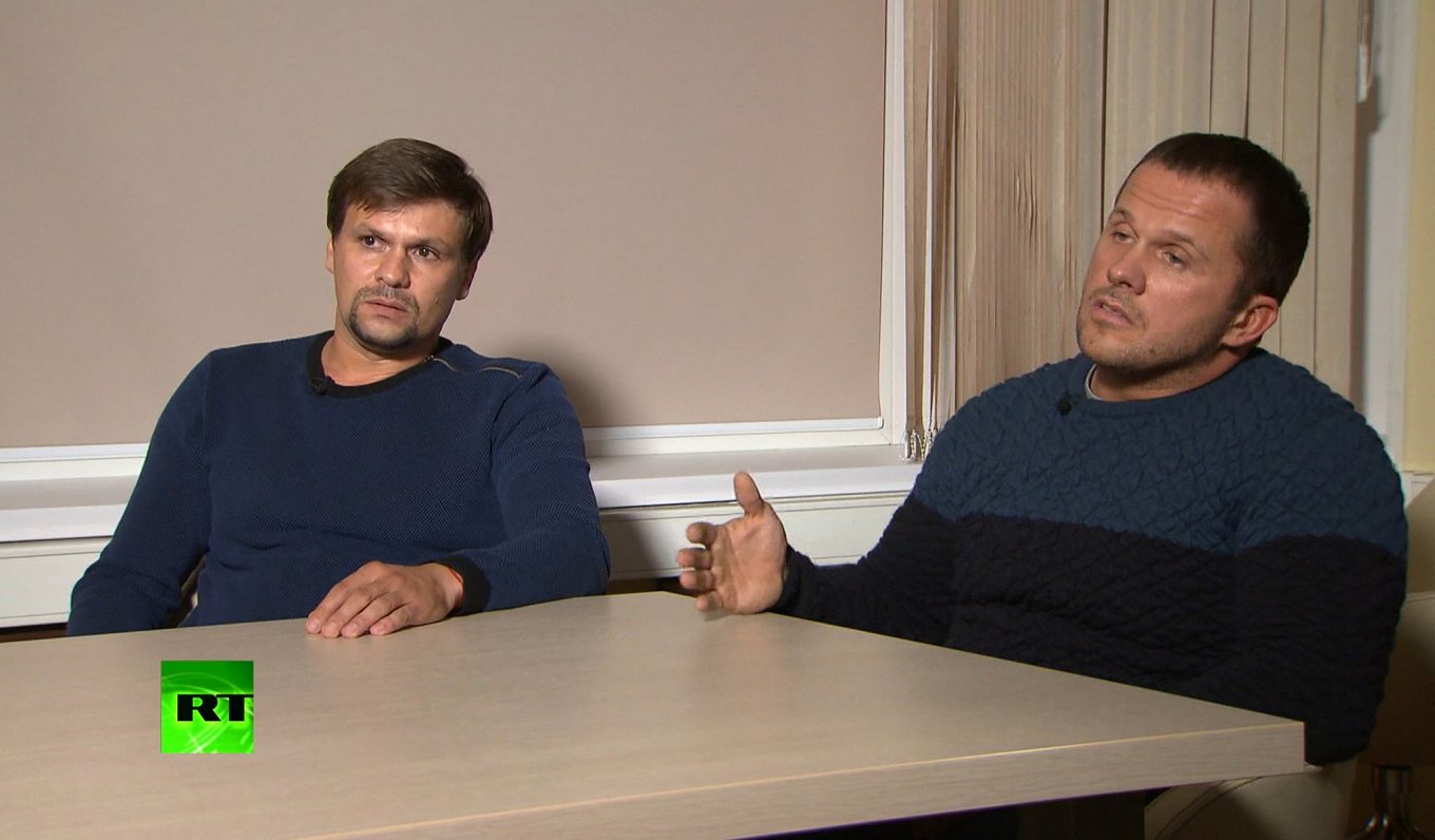 Krievijas specdienestu aģenti Anatolijs Čepiga (no kreisās) un Aleksandrs Miškins, kuri Skripaļa ind...