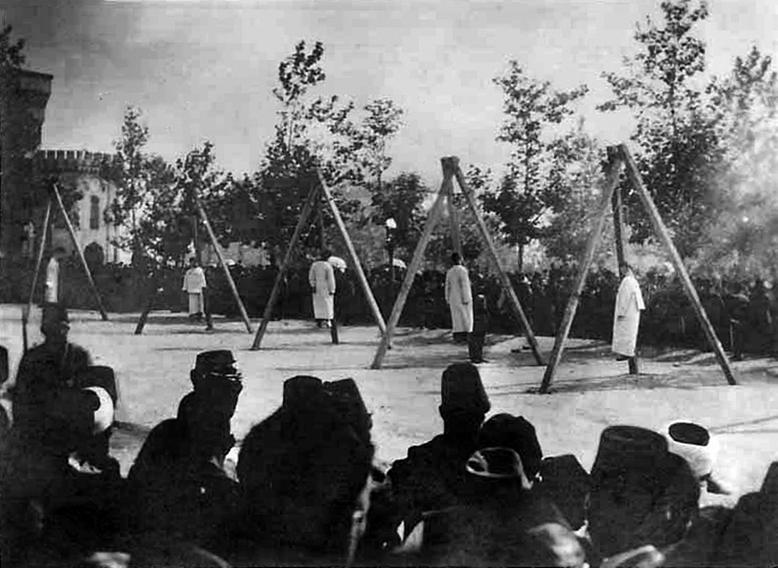 Armēnijas Genocīda muzeja foto, kas attēlojot slaktiņu 1915.gadā
