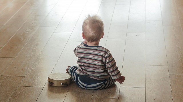 Mūzikas pedagoģe: Agrīnais mazuļa vecums ir vispiemērotākais, lai sāktu attīstīt bērna muzikalitāti