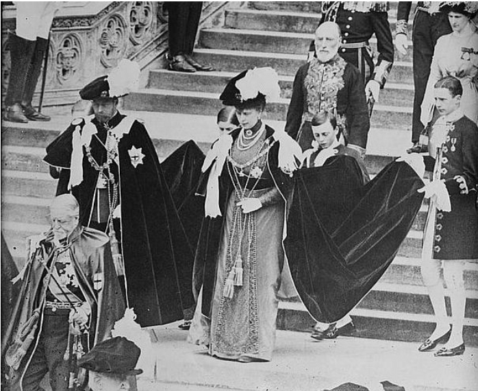 Skats no karaļa Džordža V kronēšanas ceremonijas