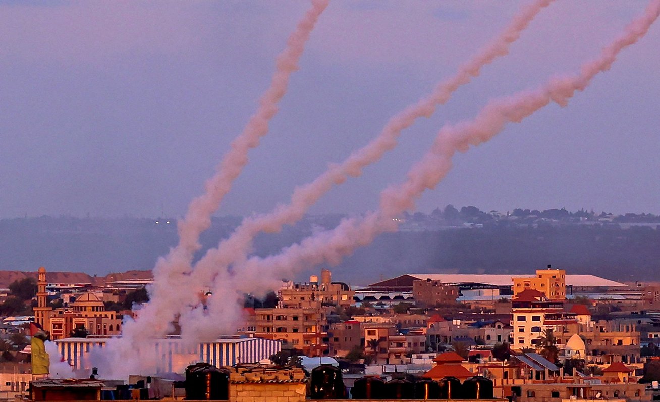 Ракеты, выпущенные из Сектора Газа по Израилю.