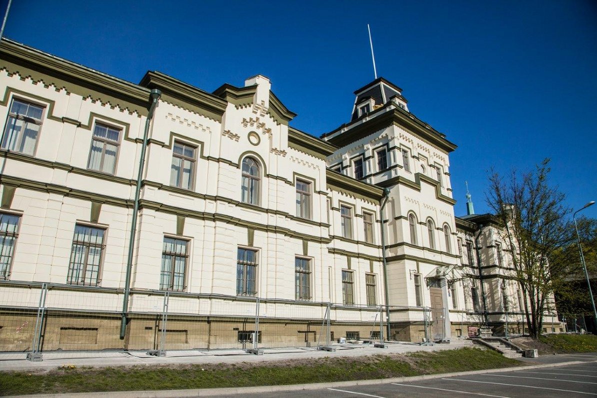 Vēsturiskais Muitas nams – Iekšējās drošības biroja mājvietai Daugavas krastmalā