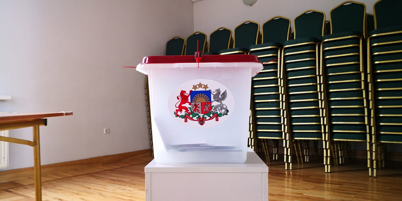Vēlēšanu iecirknis Mārupes novada domē. 2021. gada 31. maijs.