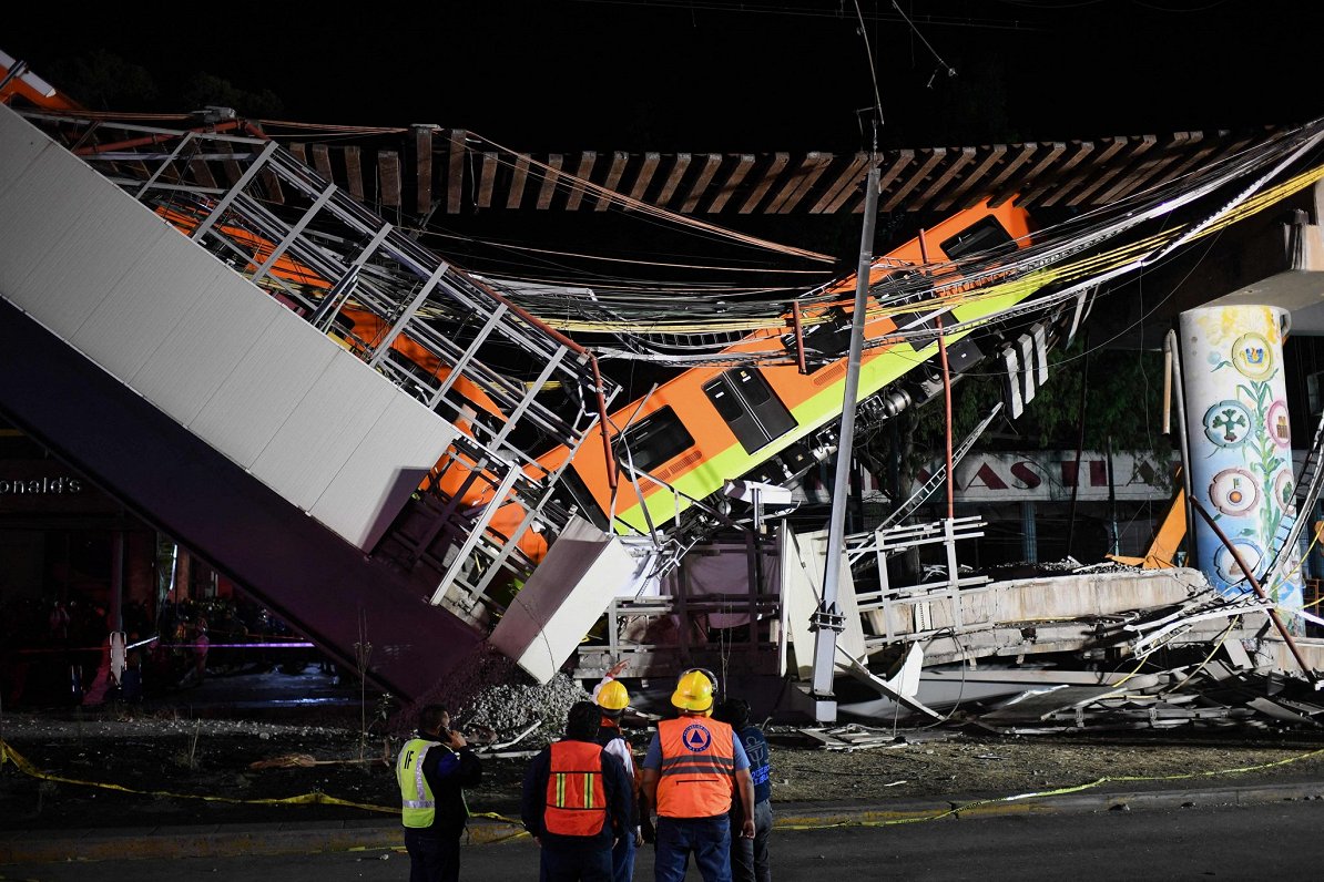 Mehiko sabrūkot metro tiltam, gājuši bojā vismaz 20 cilvēki (04.05.2021)