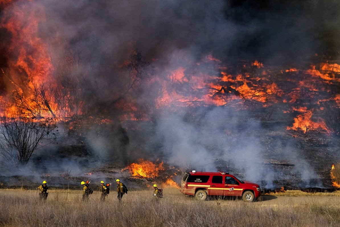 Meža ugunsgrēki Kalifornijā, ASV. 2021. gada 15. jūnijs.