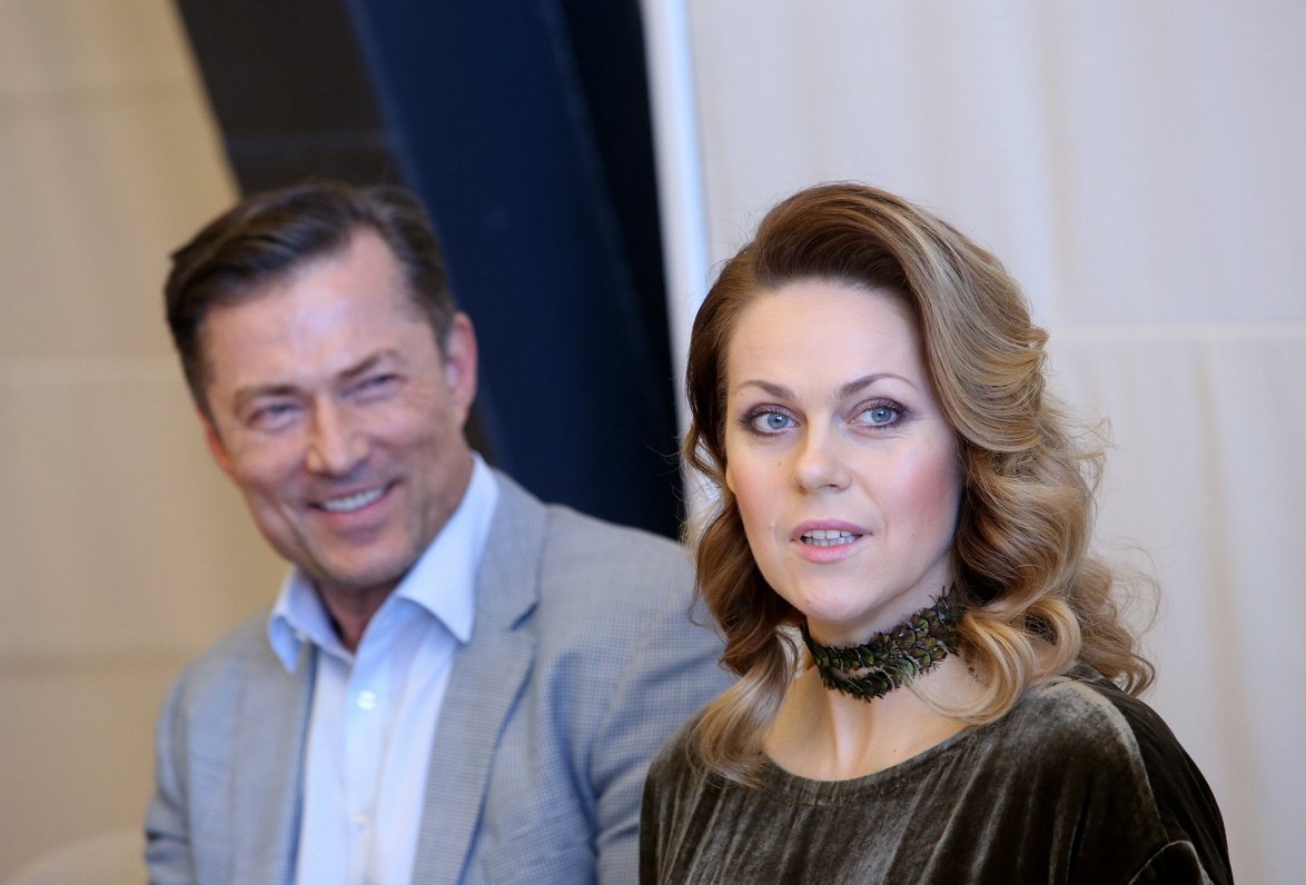 2018. gada 28. aprīlis. Andrejs Žagars un Kristīne Opolais piedalās preses konferencē, kurā informē...