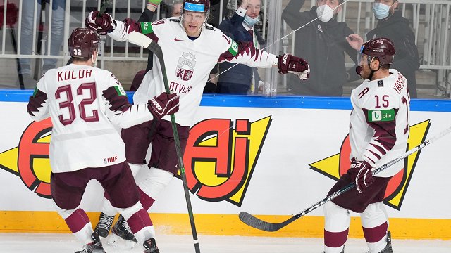 Latvijas hokejisti arī nākamajā pasaules čempionātā spēlēs grupā ar Somiju un ASV
