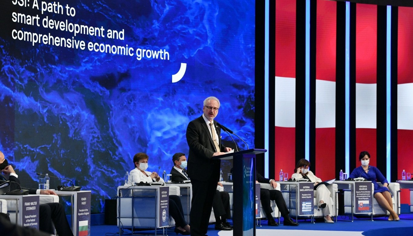 Valsts prezidents Egils Levits 2021. gada Trīs jūru iniciatīvas (TJI) samitā Bulgārijā