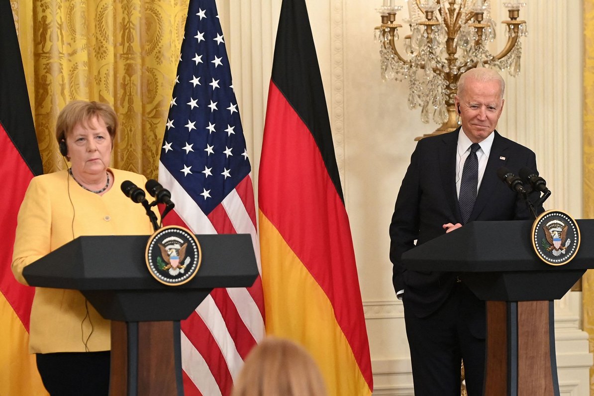 Vācijas kanclere Angela Merkele un ASV prezidents Džo Baidens
