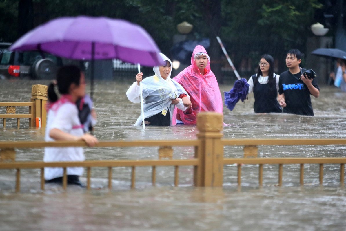 Plūdi Ķīnas vidienē, 2021.gada jūlijs.