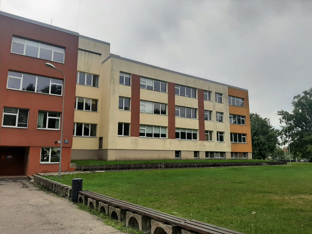 Rīgas 93. vidusskola