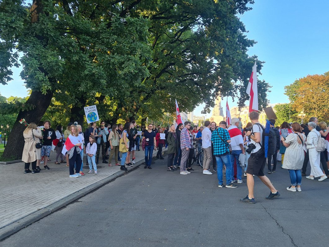 Шествие в Риге в поддержку политзаключенных в Беларуси