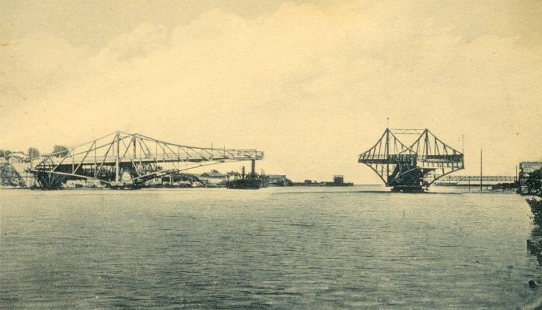 O.Kalpaka izgriežamais tilts gadsimta sākumā