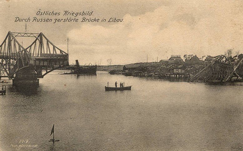 Tilts uz 1918. gada pasta atklātnītes “Ar sveicieniem no Liepājas”