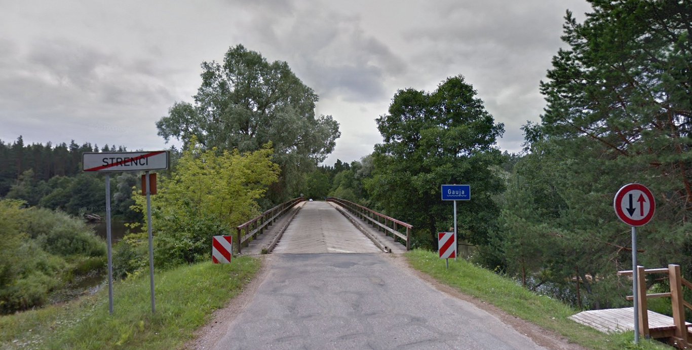 Katrs trešais tilts Latvijā ir “kritiskā stāvoklī” / raksts